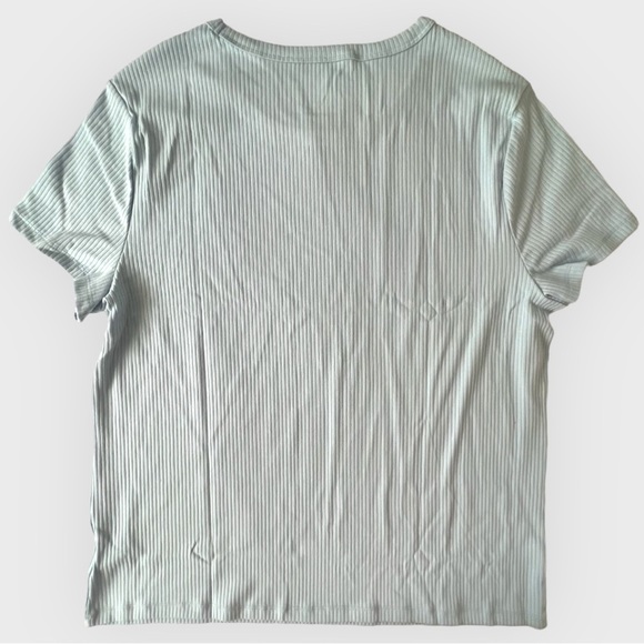 GAP Ribbed T-Shirt - Picture 2 of 2